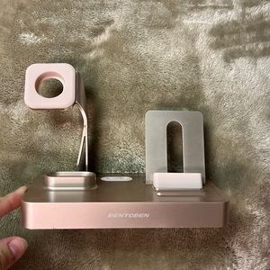 3-in-1 charging station